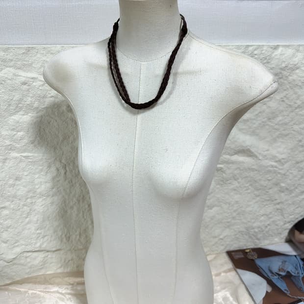 빈티지 밴딩 스웨이드 목걸이