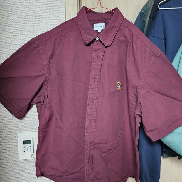 에스피오나지 버건디 셔츠