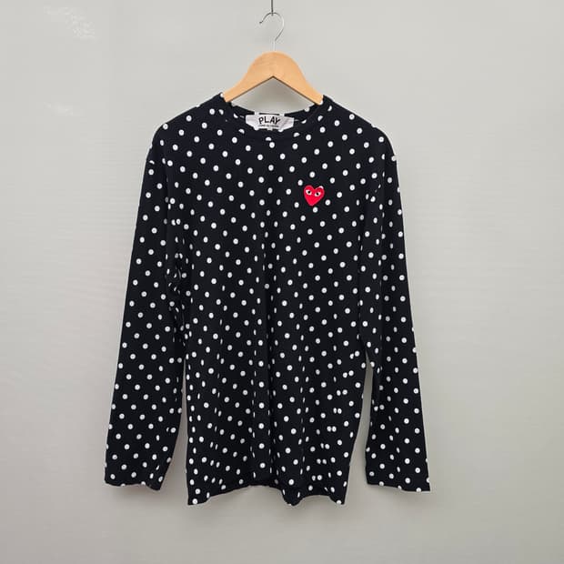 [정품/XL] 꼼데가르송 플레이 도트 긴팔 티셔츠 (블랙/레드와펜)