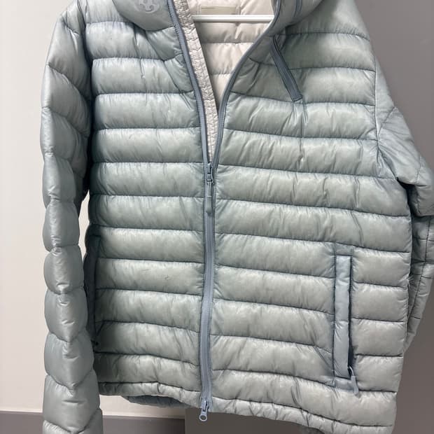 산산기어 패딩 23fw 1사이즈(상태 최상)