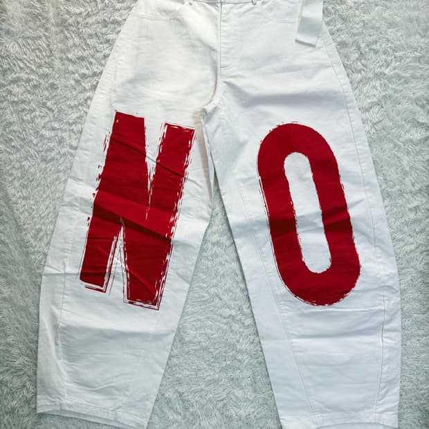 24ans 그래픽 와이드 팬츠 (White/Red)