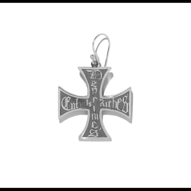 앙팡 목걸이나 귀걸이 사영