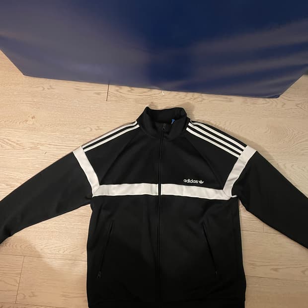 아디다스 이타스카 트랙탑 L 판매