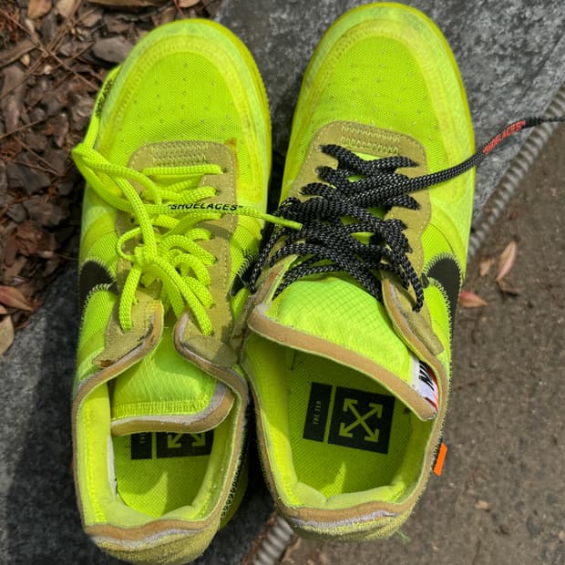 나이키  x 오프화이트 에어포스1 로우 볼트