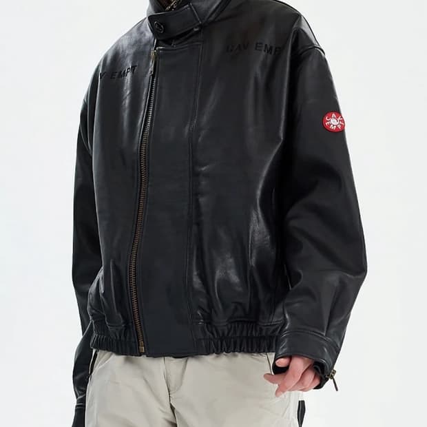 카브엠트 레더 자켓 L~XL 구해봅니다 편하게 연락주세요!!