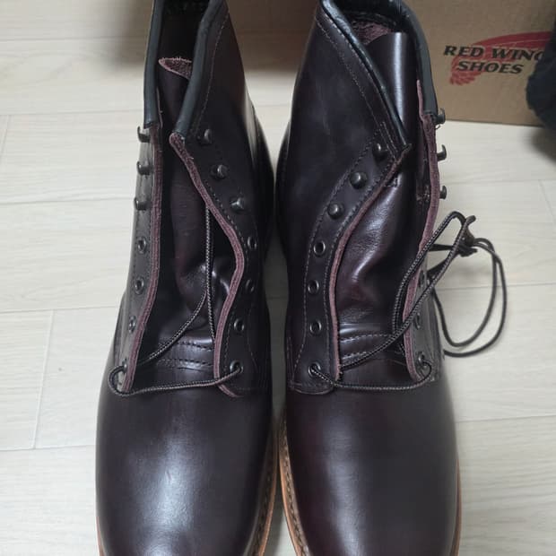 레드윙 벡맨 블랙체리 270