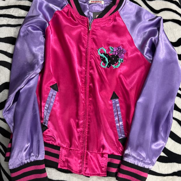 핑크 네코 스카잔 자켓