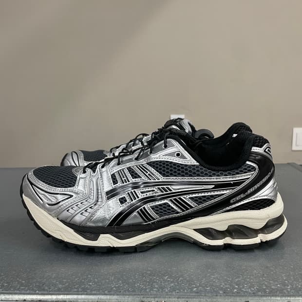 아식스 언리미티드 젤-카야노 14 260