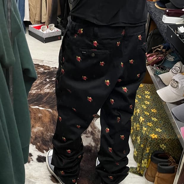 Supreme 17FW Sacred Hearts Work Pants