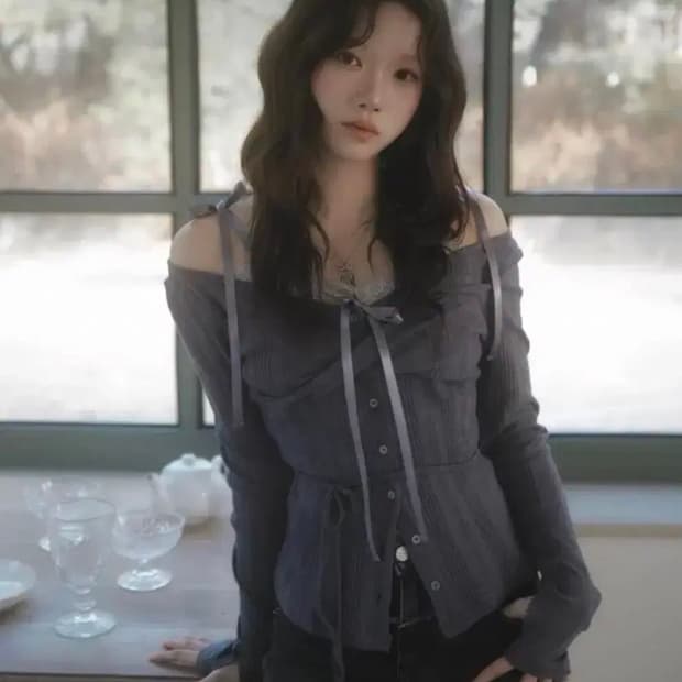 뉴얼린 트위스트 가디건 차콜 + 슬리브리스 그레이 세트