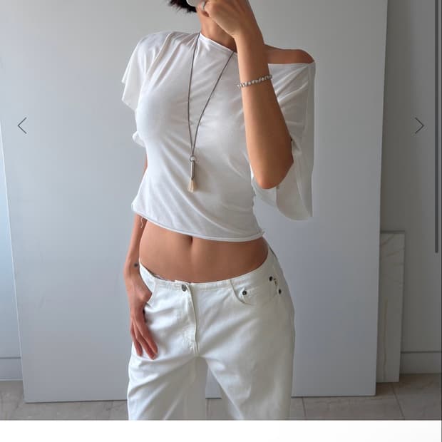Glowny core half tee 화이트