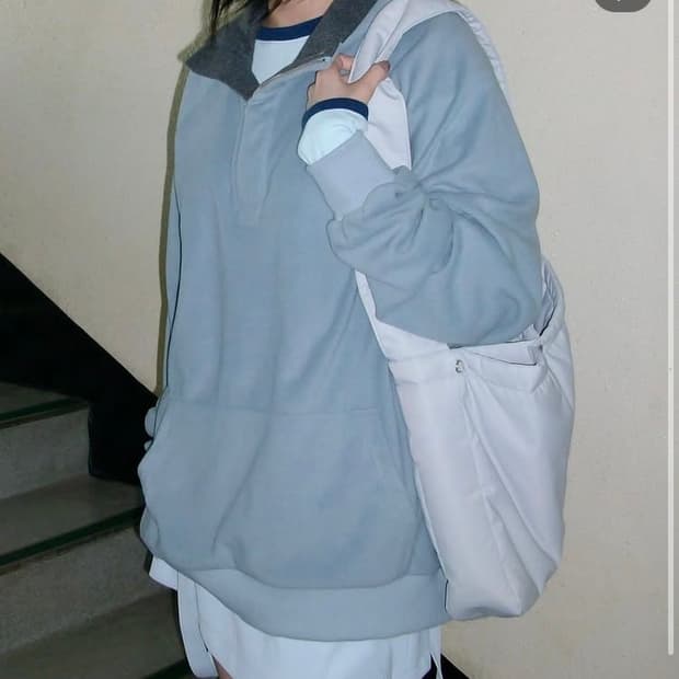 지초이컴포트24-005 FLEECE PULLOVER (PALE BLUE)