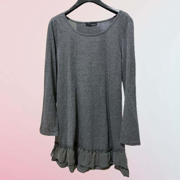 Charcoal layered T