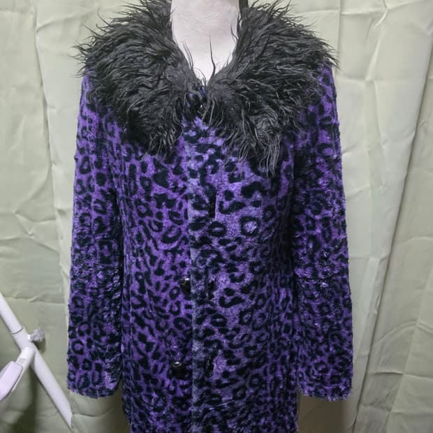 알곤퀸즈 퍼플 레오파드 퍼자켓