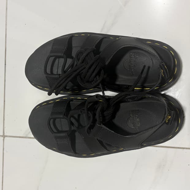 닥터마틴 나틸라 블랙 UK4