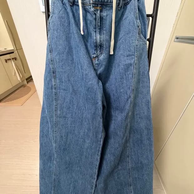 앵글런 커브드 데님팬츠