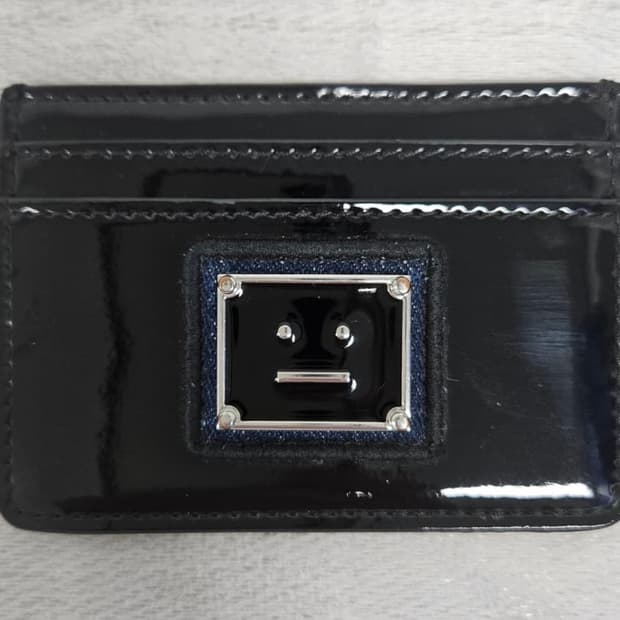 아크네 스튜디오 카드지갑