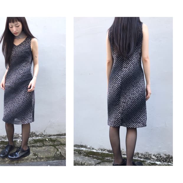 dot sleeveless dress