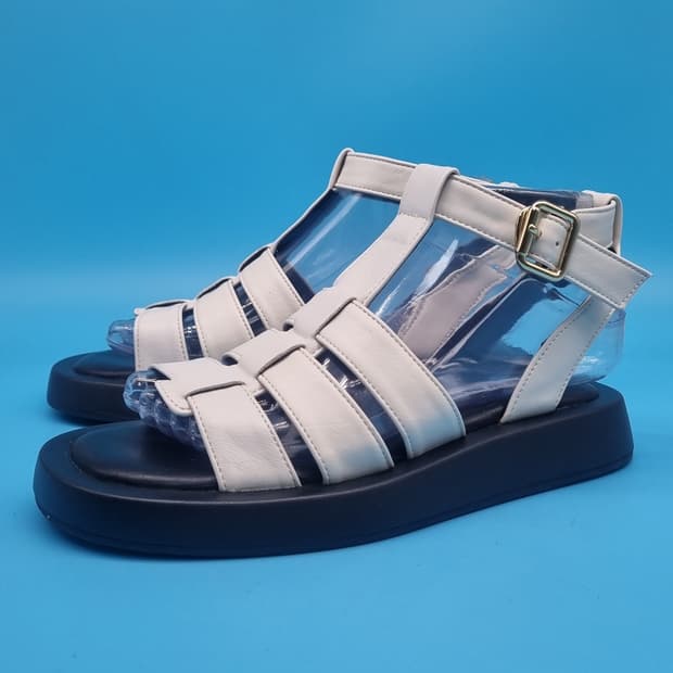 h 질바이질슈트어트 여성샌들 225