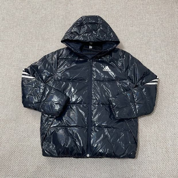 아디다스 네이비 유광 패딩. 5179