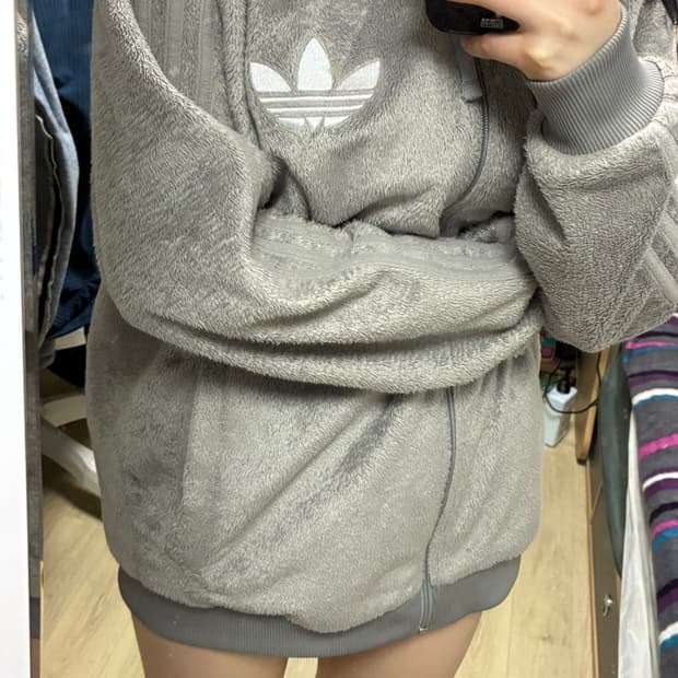 아디다스 쉐르파 후리스