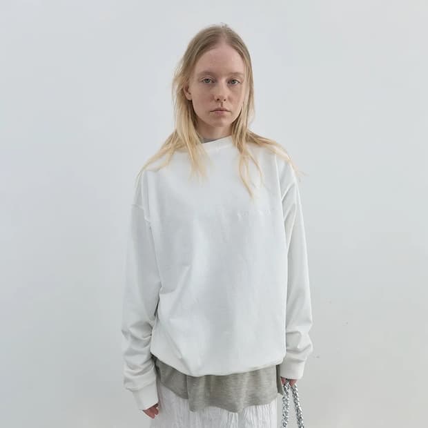 낫띵에브리띵 SOFT SWEATSHIRT