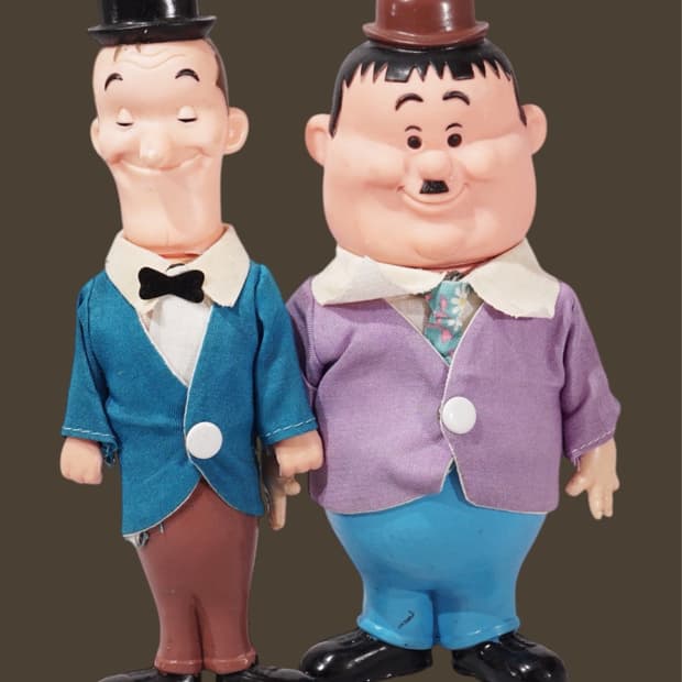 1970년 빈티지 로럴과 하디 피규어