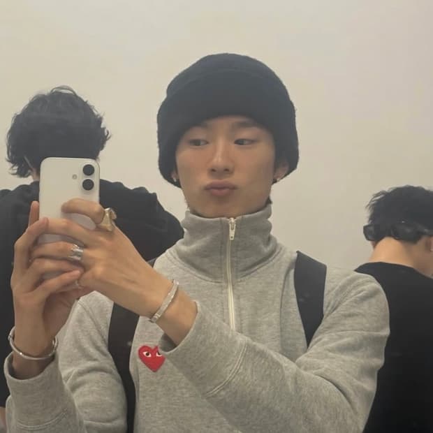 꼼데가르송 나우아임영 5하트 집업