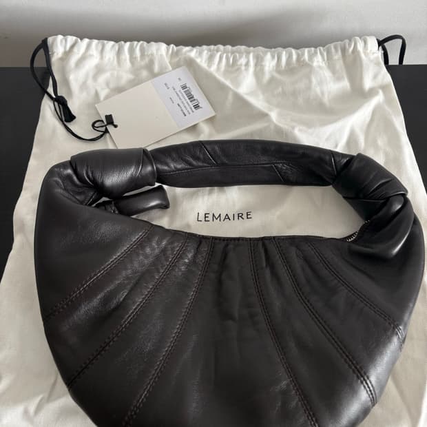 르메르 미니 포춘 크루아상 백 다크 초콜릿