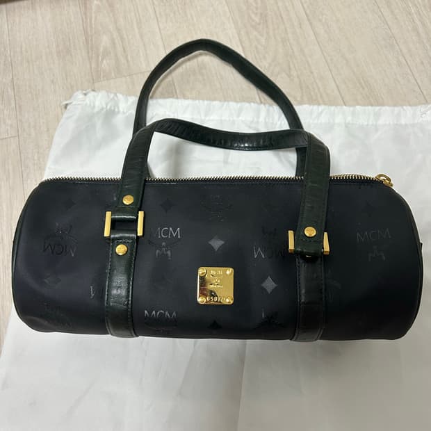 엠씨엠 빈티지 숄더백