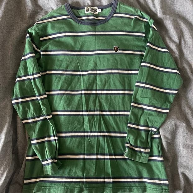 베이프 원 포인트 스트라이프 롱슬리브 티셔츠