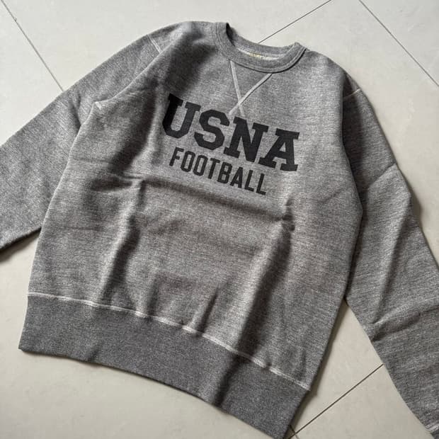 CREW NECK SWEAT 크루넥 스웨트셔츠