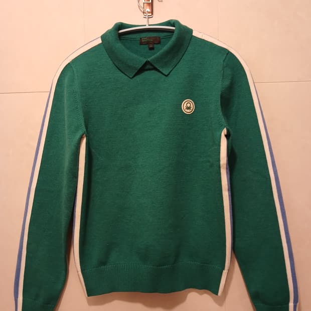 베네통 정품 여성 니트 긴팔 카라티 90 (S) 사이즈