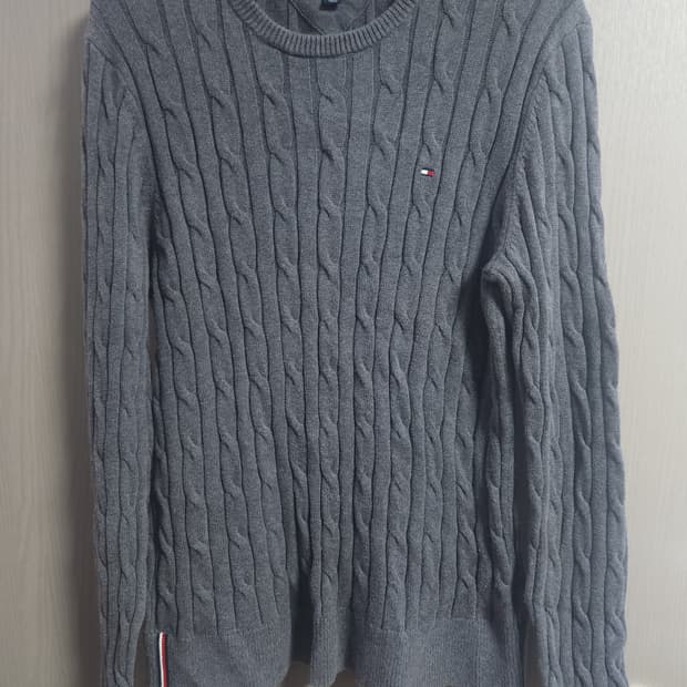 타미힐피거 꽈베기니트, L