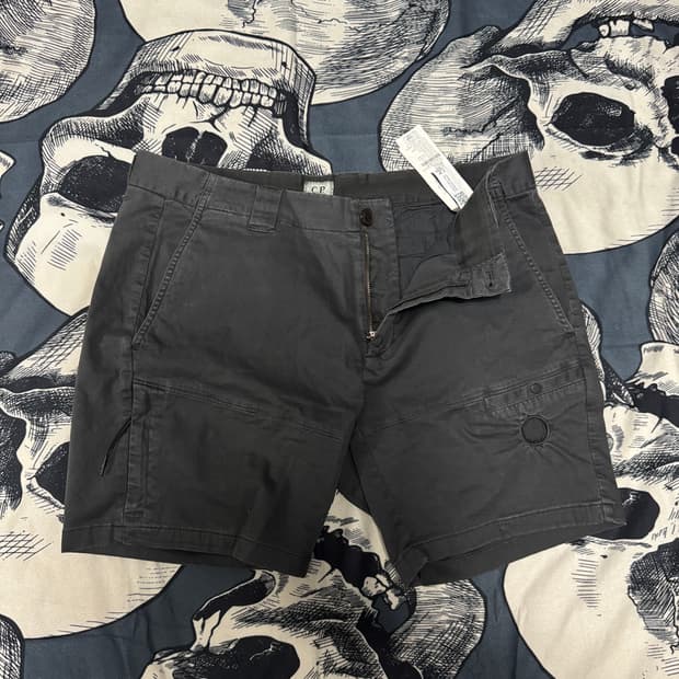 CP컴퍼니 카고반바지  50(88)사이즈  백화점택