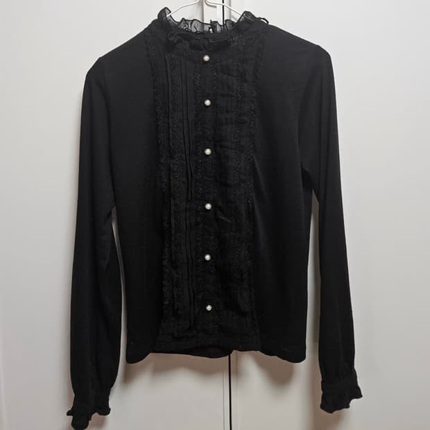 엑시즈팜 고스로리 레이스 블라우스