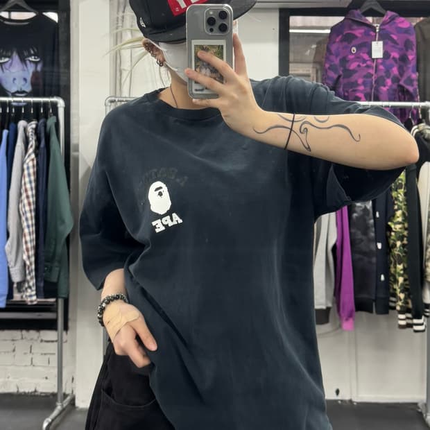 베이프 컬리지 티셔츠