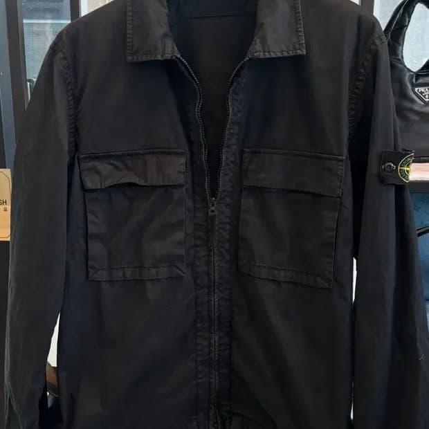 [급] 22FW 스톤아일랜드 투포켓 오버셔츠 자켓 블랙