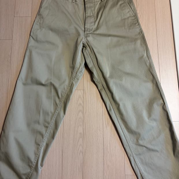 [34] 나나미카 와이드 치노 카키