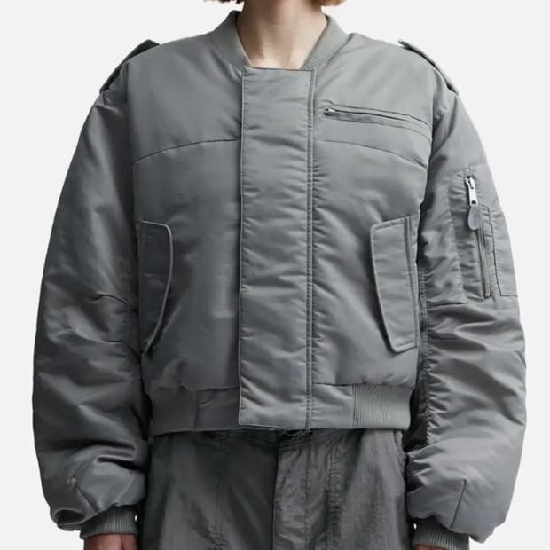 엔타이어 스튜디오 a2 봄버 xxl