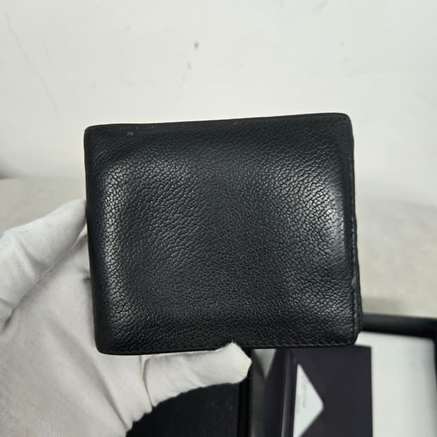 [보증서 정품] 프라다 사피아노 반지갑