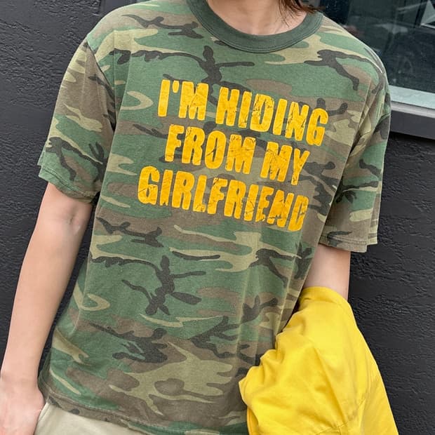 Taboo 아임 하이딩 프롬 마이 걸프렌드 티