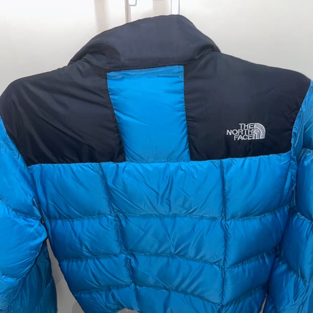 노스페이스 로체 800 구스다운 패딩 스카이블루