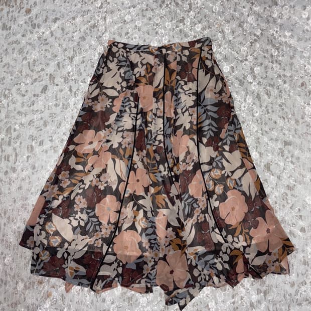 Brown flower skirt