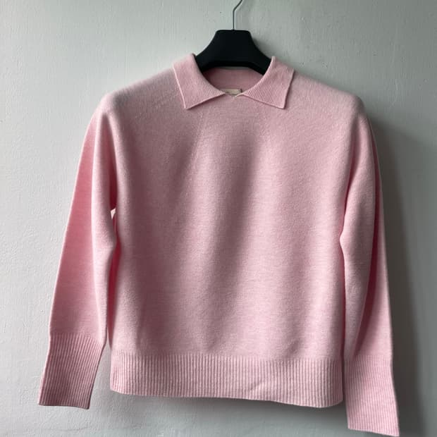 프리미엄 메리노울 100 홀가먼트 카라니트 라이트핑크 (M)새상품 입니다