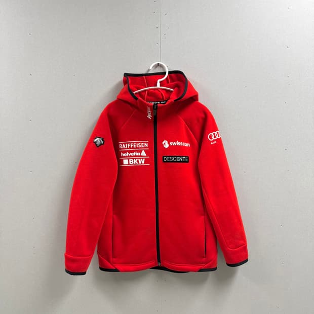 키즈 150 / 데상트 아우디 스위스 레플리카 후드집업 레드