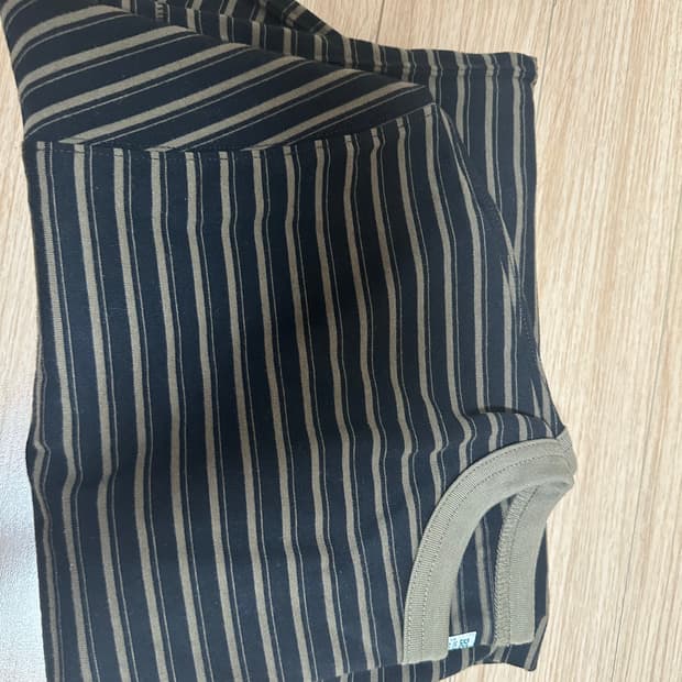 비헤비어 스트라이프 롱슬리브(블랙/올리브) 2사이즈