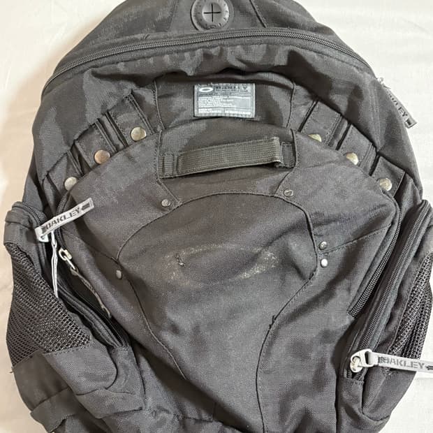 오클리 백팩