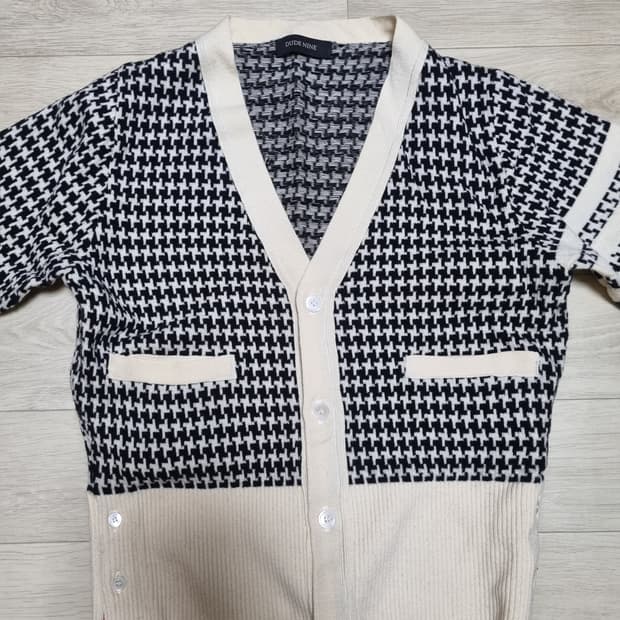 듀드나인 하운드투스 가디건 s사이즈