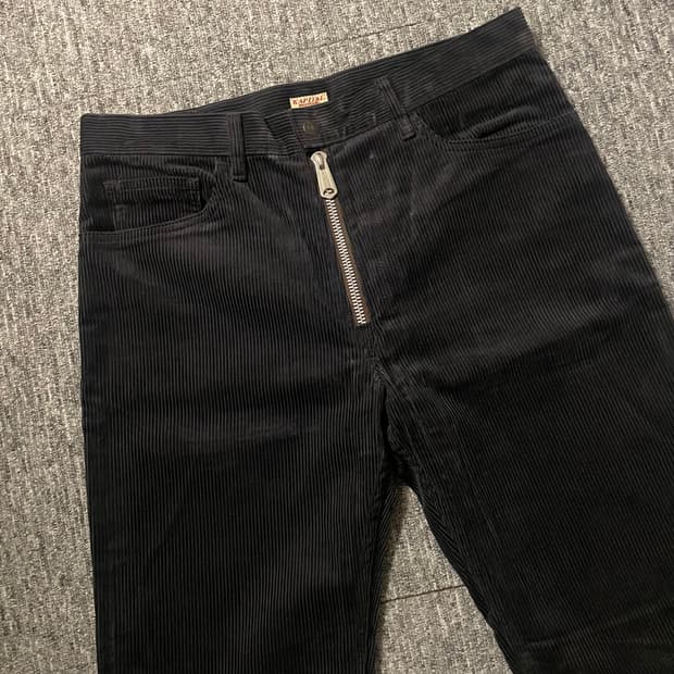 캐피탈 8W 코듀로이 플레어 팬츠 블랙 [34]